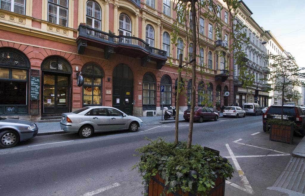 Nn Apartman Boedapest Buitenkant foto